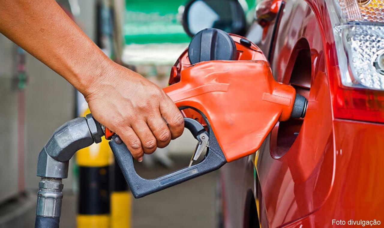 Petrobras anuncia aumento de R$ 0,41 no preço da gasolina e de R$ 0,78 no diesel