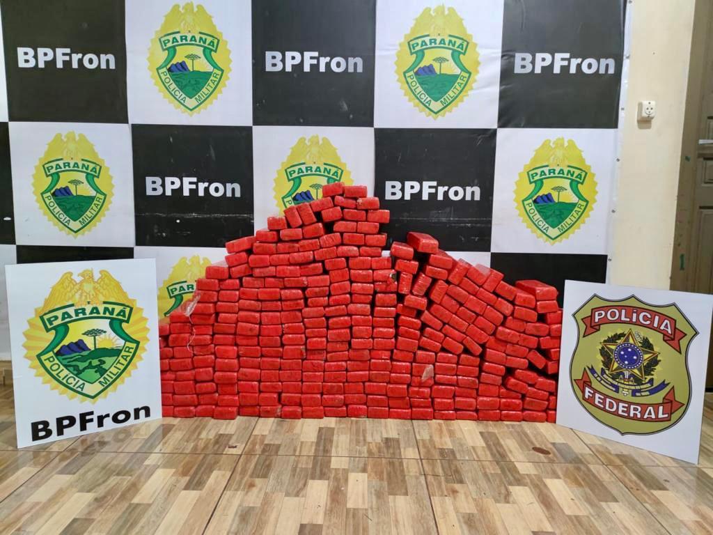 BPFRON e NEPOM/PF apreendem aproximadamente 190kg de Maconha, em Guaira