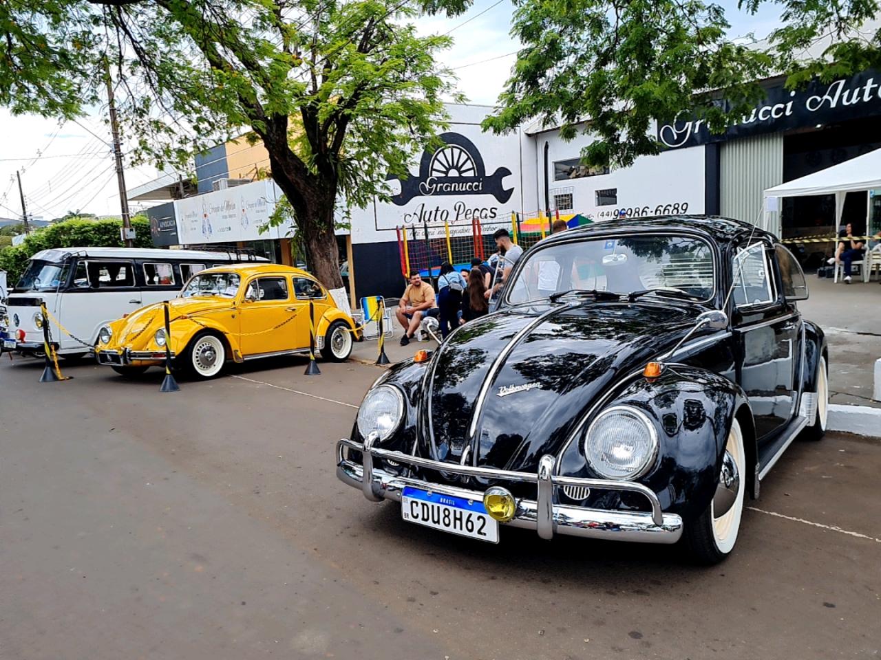 II ENCONTRO DE CARROS ANTIGOS NA CIDADE DE IPORÃ