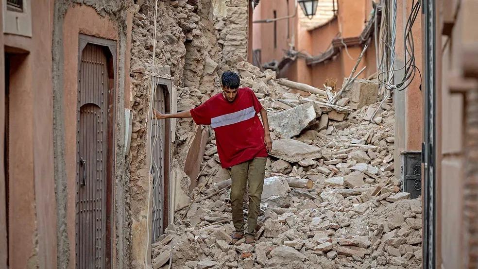 Passa de 800 o número de mortos após terremoto no Marrocos