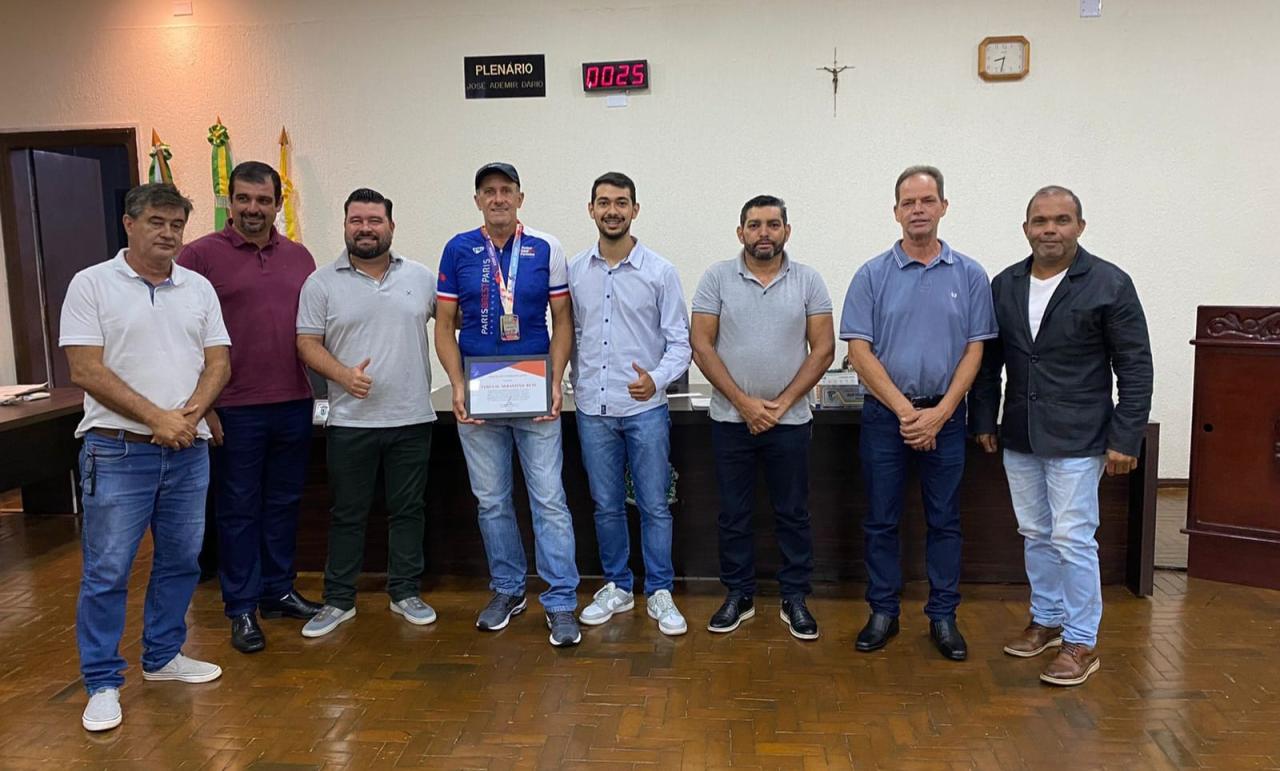 Vereador Léo de Iporã faz Moção de Congratulação para atleta Vedeval