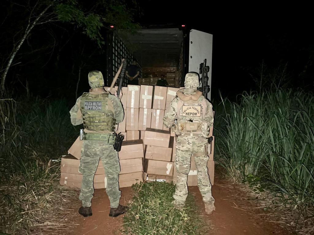 PF e BPFRON realizam grande apreensão de cigarros contrabandeados em Terra Roxa