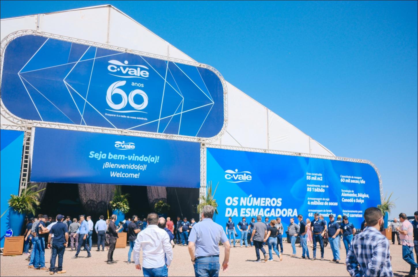 C.Vale inaugura esmagadora de soja de R$ 1 bilhão no PR
