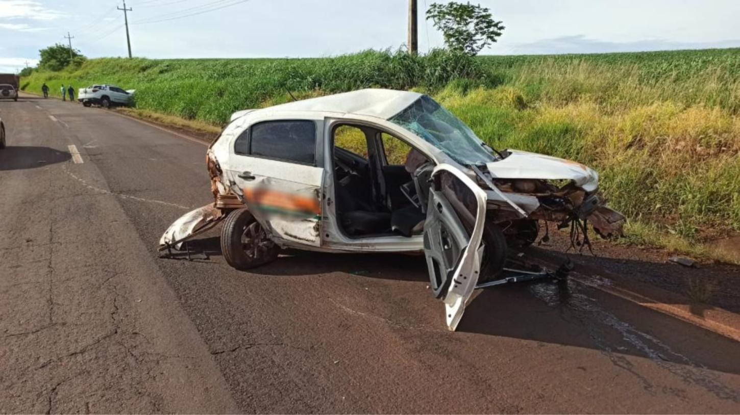 Acidente envolvendo seis veículos na PR 182 entre Toledo e Maripá uma pessoa morreu e outra ficou ferida