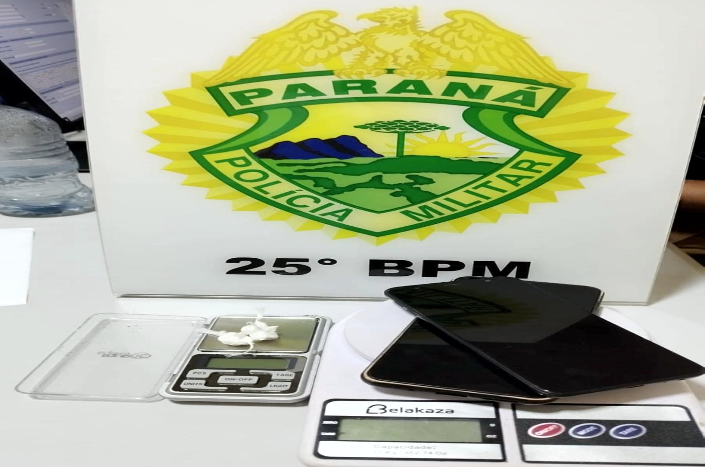 Ação Policial em Iporã Resulta na Apreensão de Drogas e Equipamentos