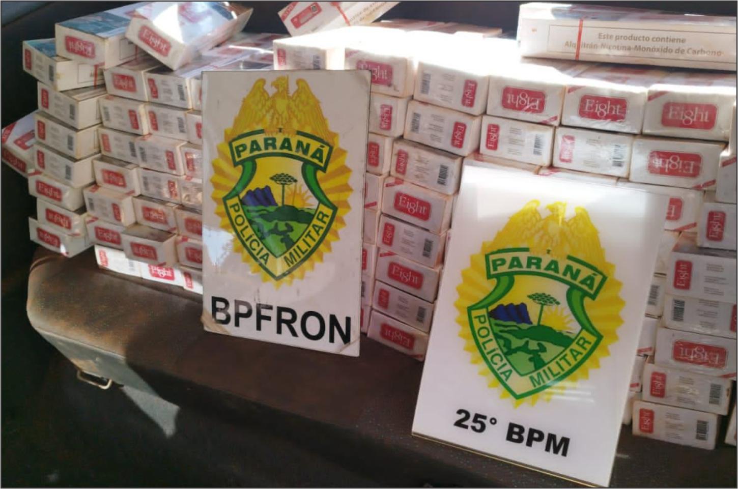 Operação PROTETOR, BPFRON e 25º BPM apreendem carro com cigarros contrabandeados em Pérola