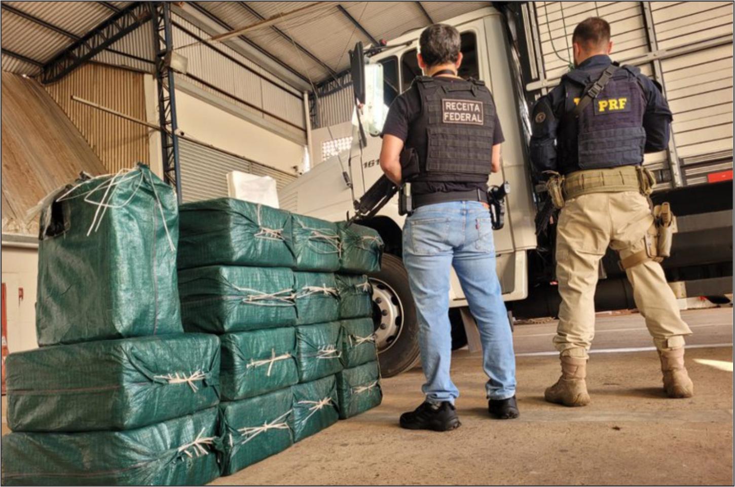 Operação conjunta apreende meia tonelada de cocaína na cidade de Doutor Camargo carga avaliada em mais de 90 milhões de reais