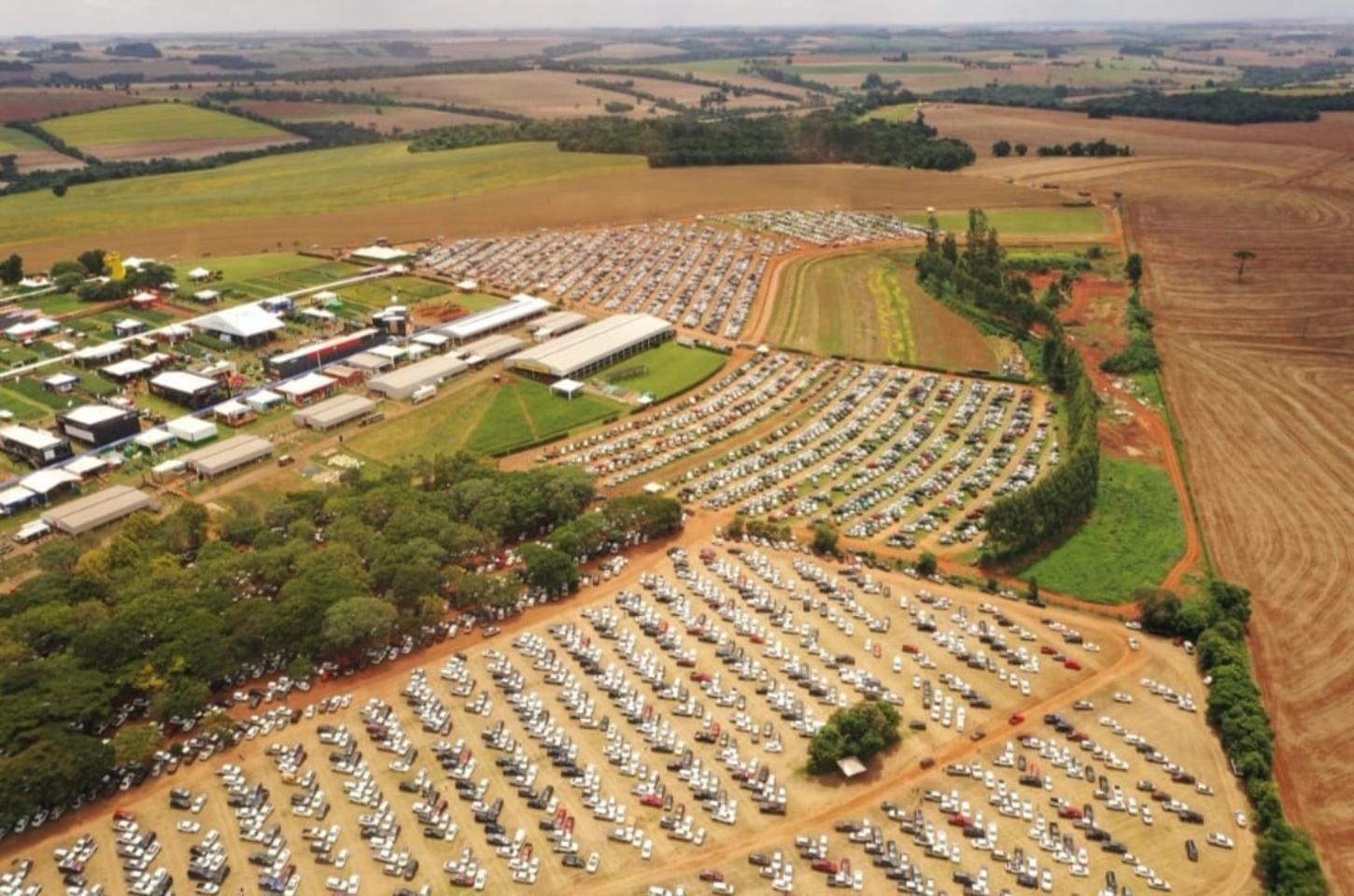Show rural coopavel bate recorde de público no segundo dia com mais de 83 Mil visitantes.