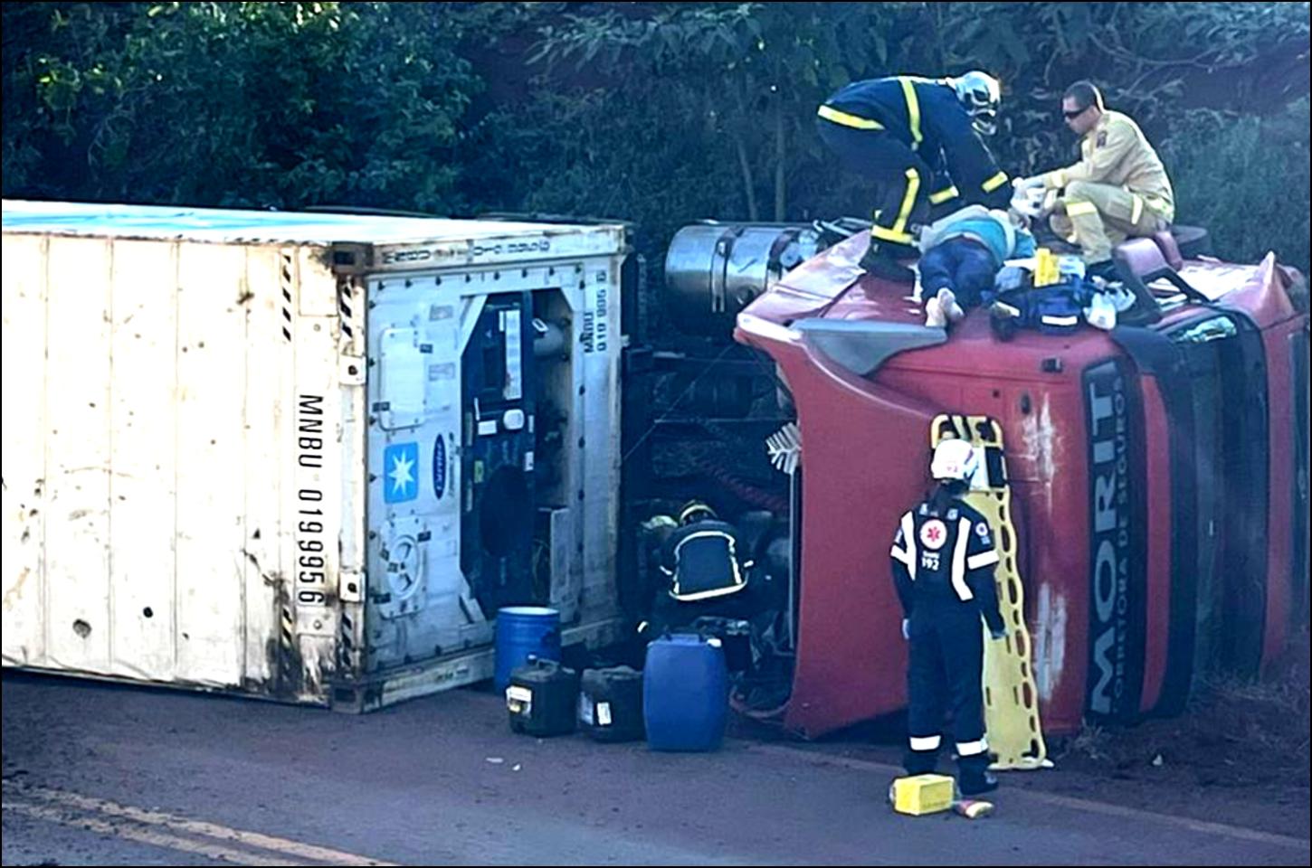 Grave Acidente em Palotina Envolvendo Carreta e Carro Deixa Feridos