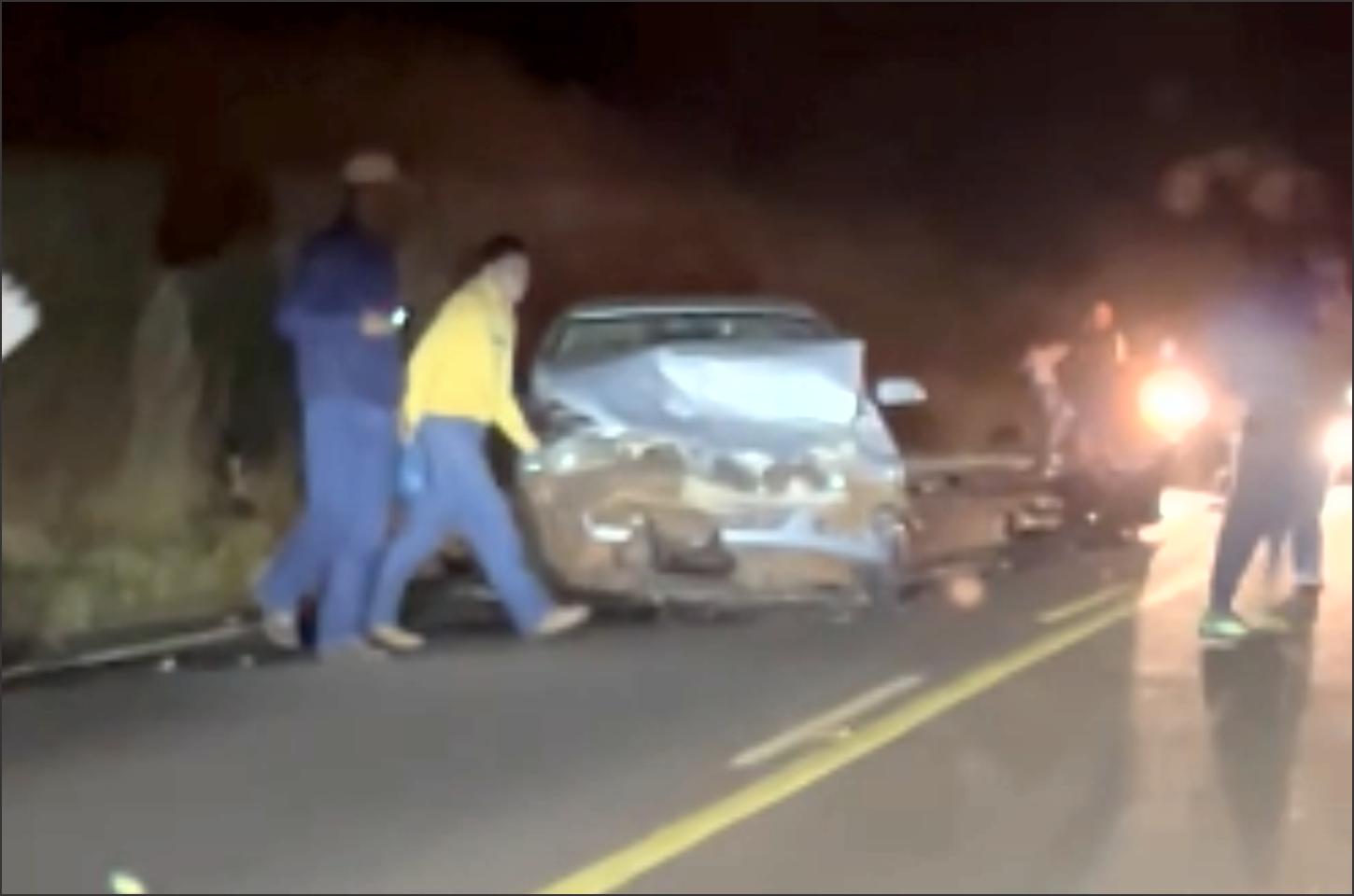 Grave acidente envolvendo seis veículos na PR-472 entre Goioerê e Juranda