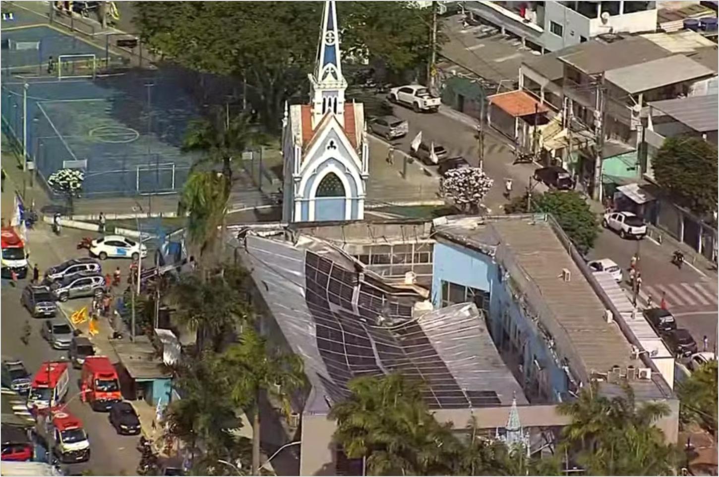 Teto de Igreja Desaba em Recife Durante Distribuição de Cestas Básicas