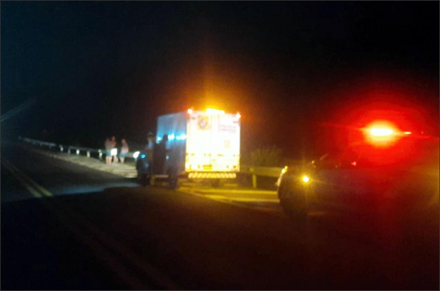 Homem morre após queda de moto na PR-323, em Perobal