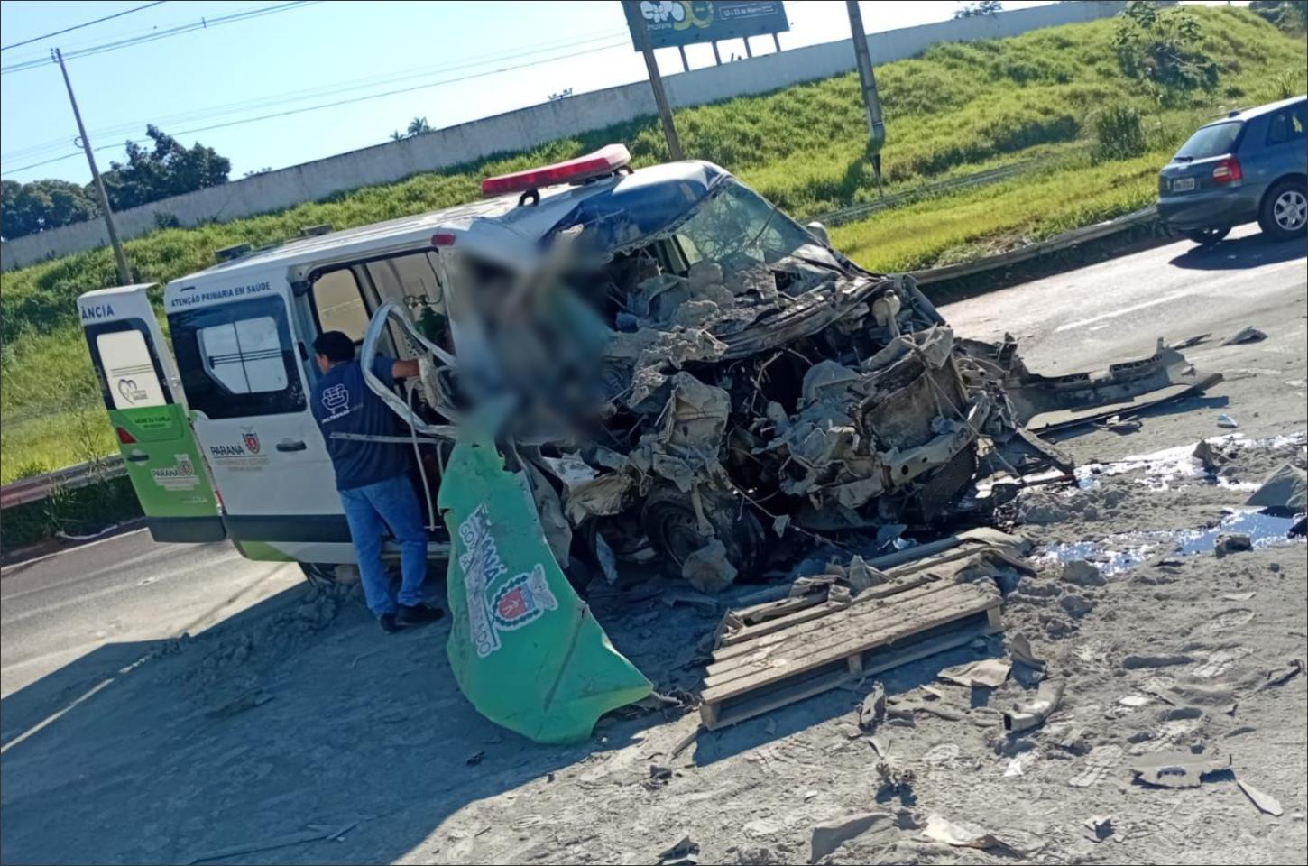 Van da Saúde de Cruzeiro do Oeste se Envolve em Acidente com Vítima Fatal em Umuarama