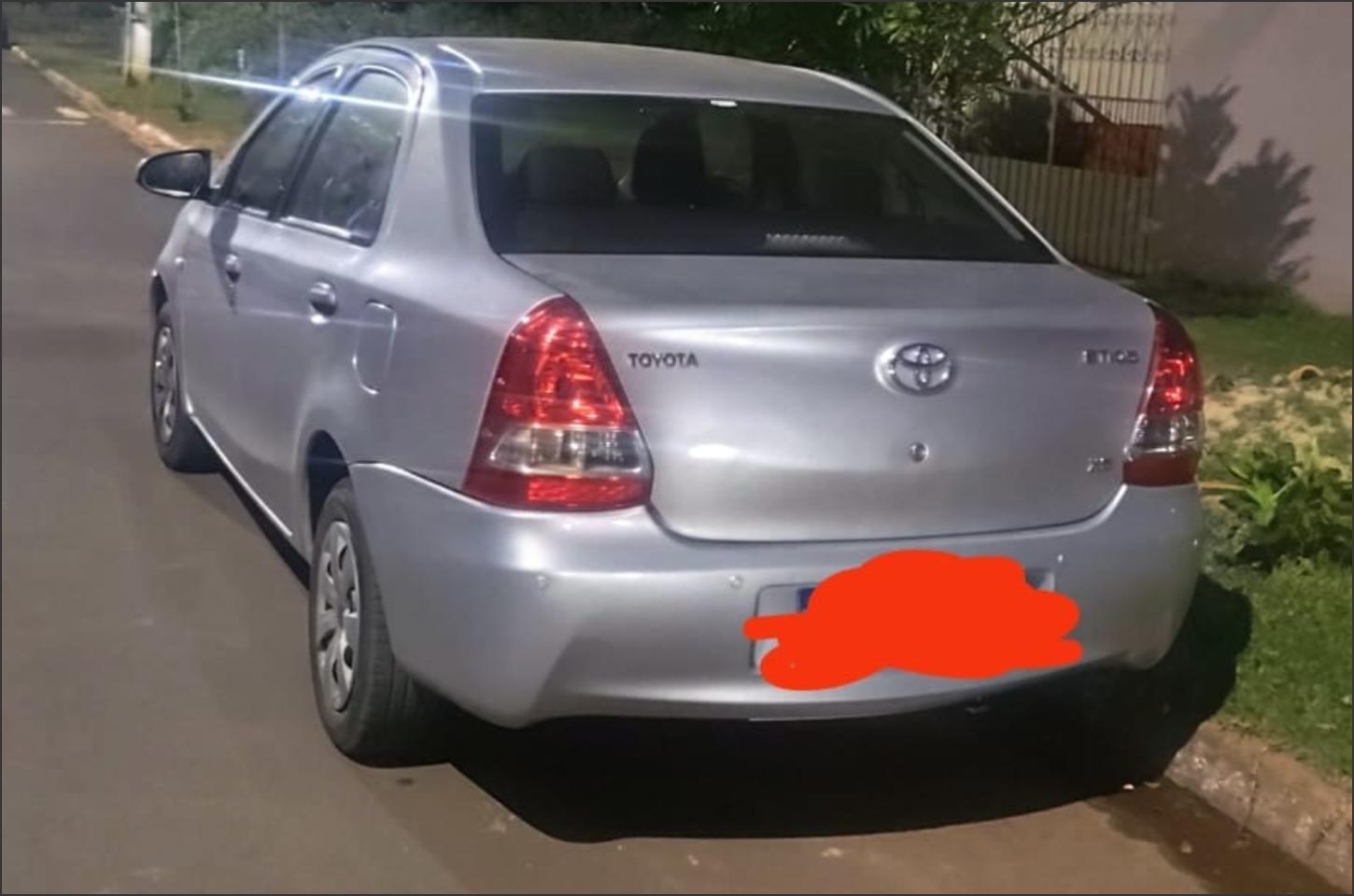 Polícia recupera veículo furtado em Xambrê que foi abandonado em bairro de Pérola