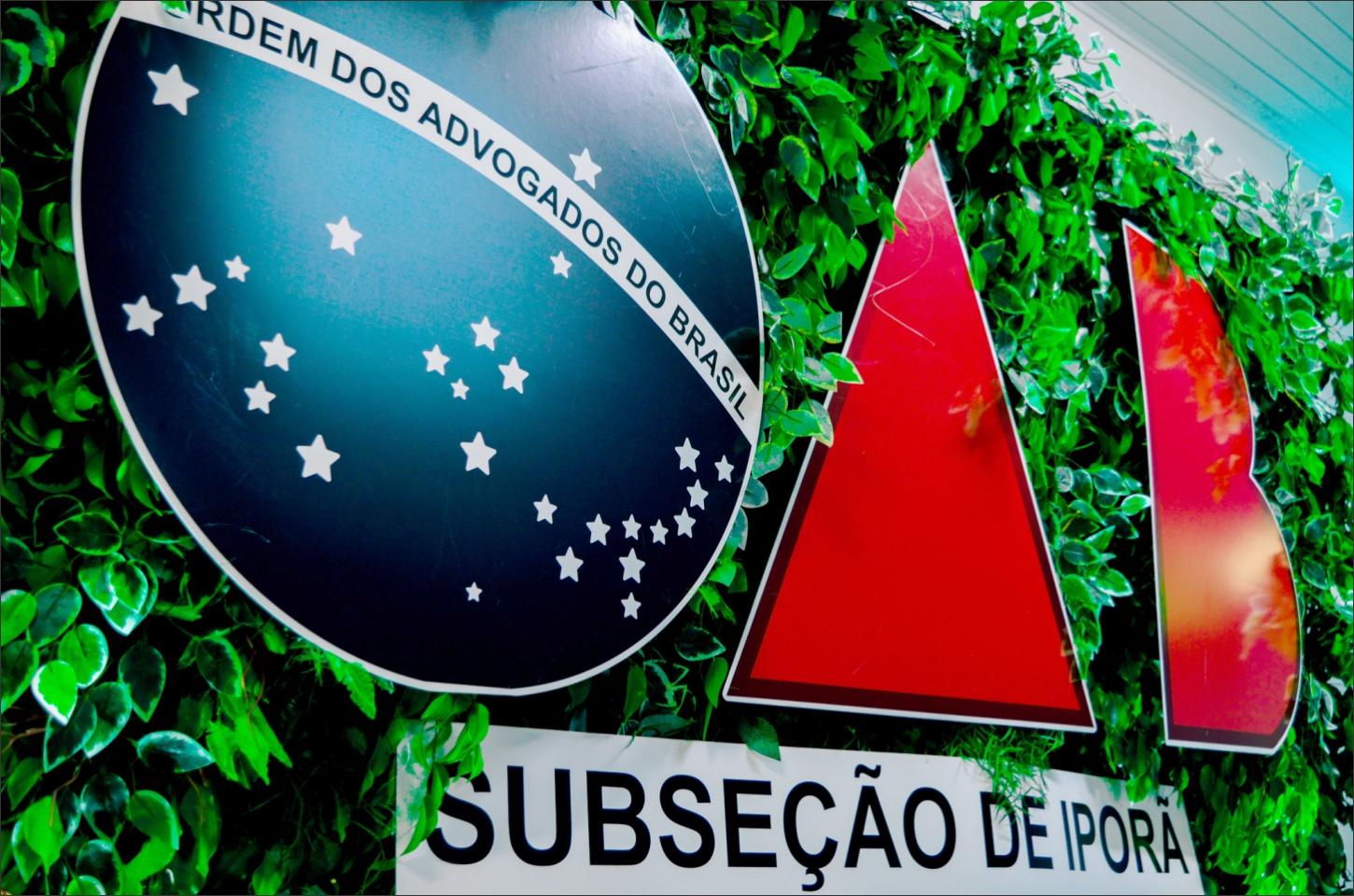Em clima de glamour Jantar do Rubi reúne advogados de Iporã para celebrar sua data especial