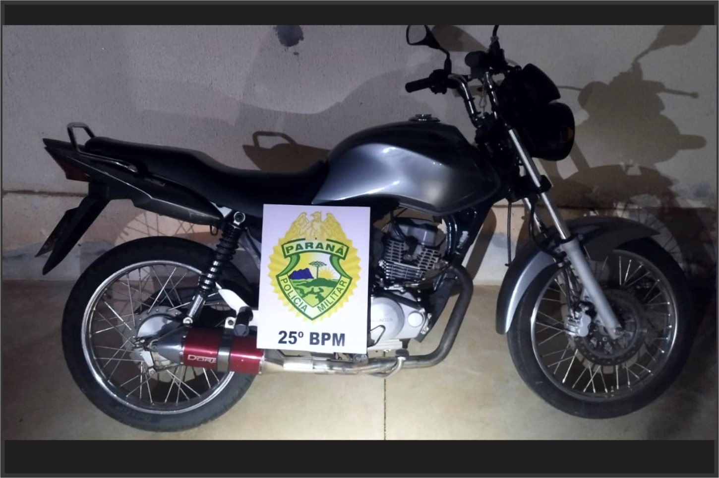 Motociclista é flagrado sem capacete e tem veículo apreendido em Francisco Alves