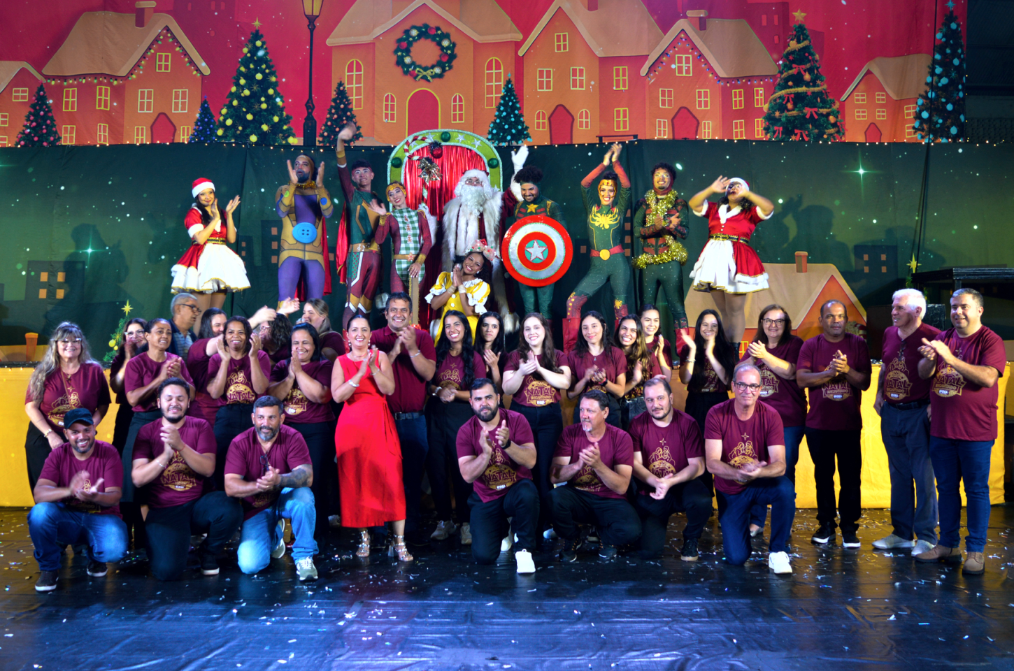 Abertura do Natal Encantado emociona Iporã mesmo com a chuva