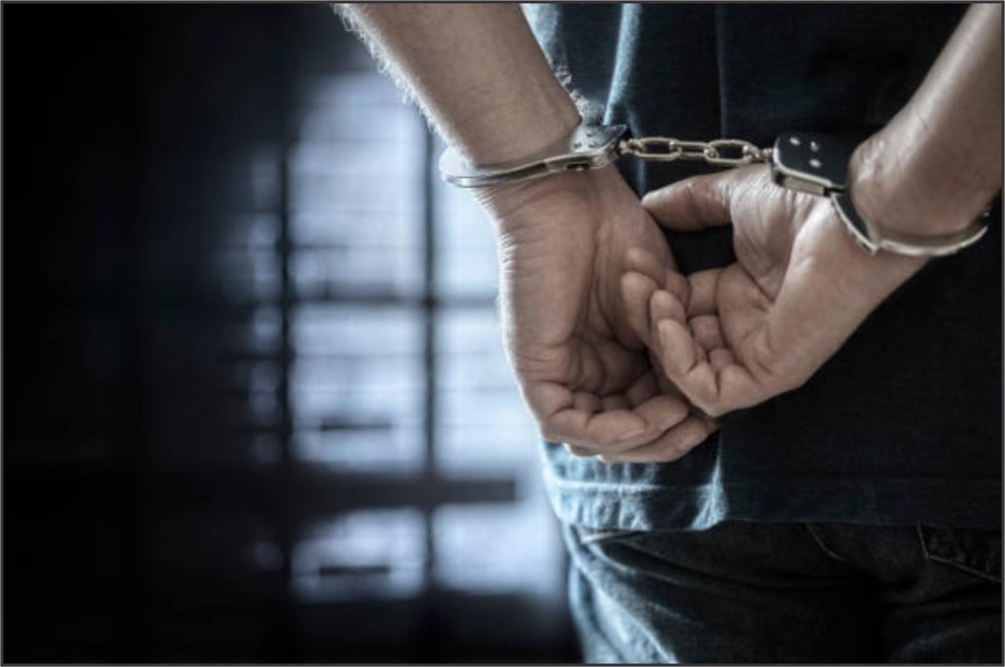 Homem é preso após agredir pai de 80 anos e danificar veículo em Douradina