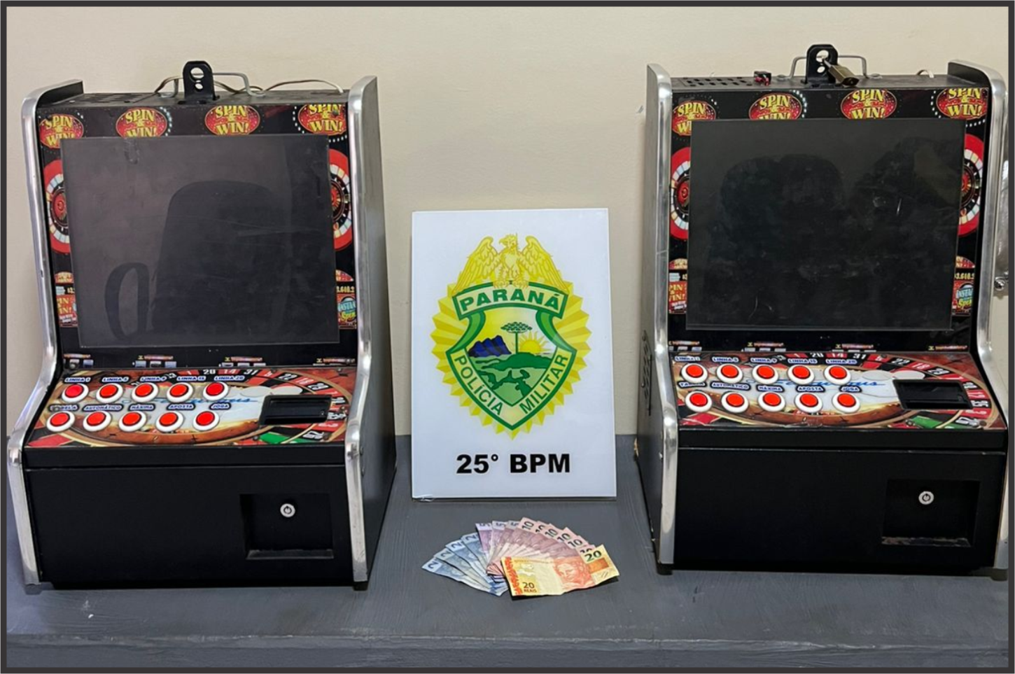 Fiscalização flagra máquinas caça-níqueis em bar e proprietário é encaminhado à PM em Iporã