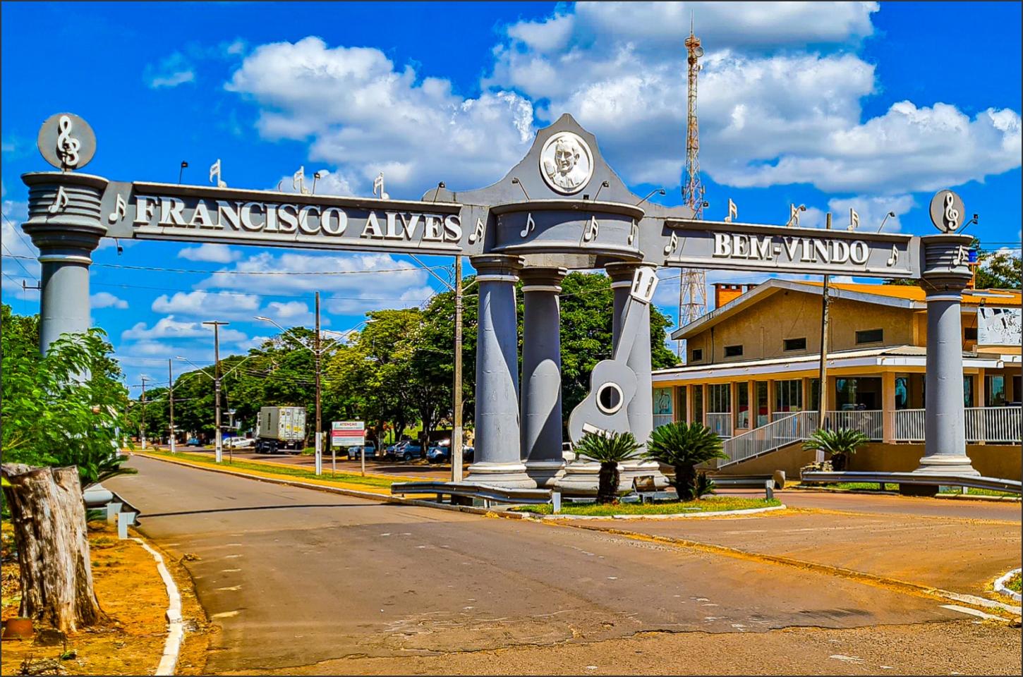 Justiça Eleitoral cassa mandatos de sete vereadores de Francisco Alves por abuso de poder econômico
