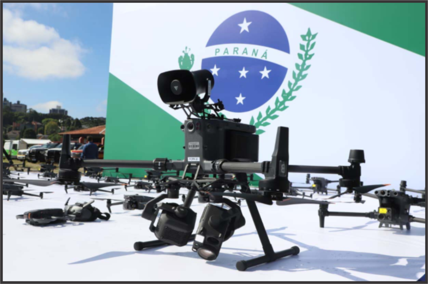 Ratinho Junior entrega 243 drones para monitoramento aéreo das forças de segurança do Paraná