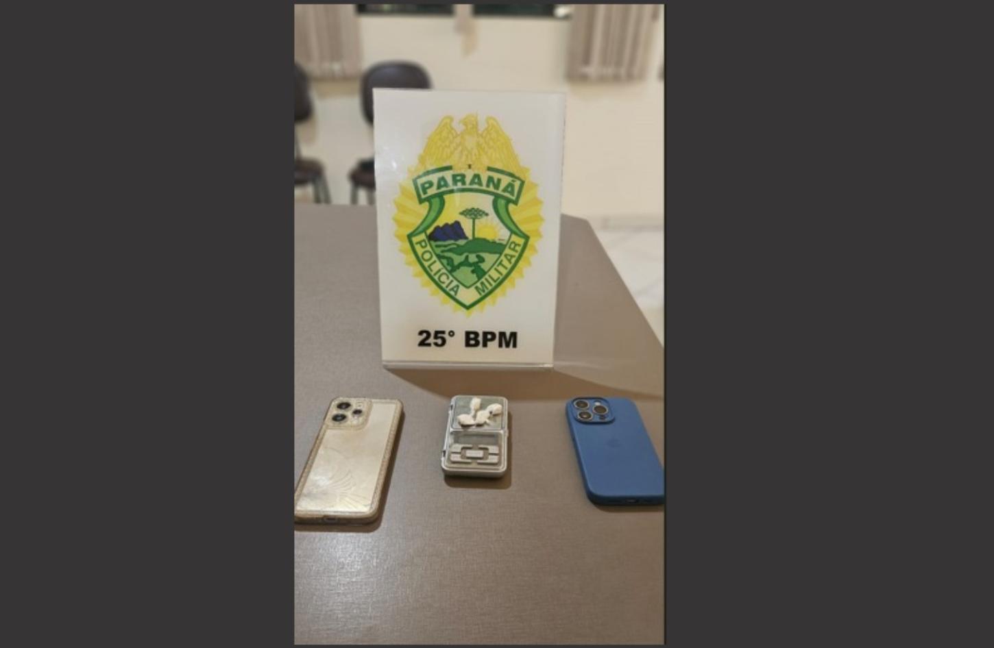 Dois jovens são encaminhados à delegacia por suspeita de tráfico de drogas em Pérola