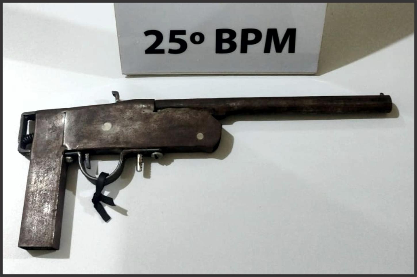 Homem é preso com arma artesanal durante abordagem da Polícia Militar em Alto Piquiri