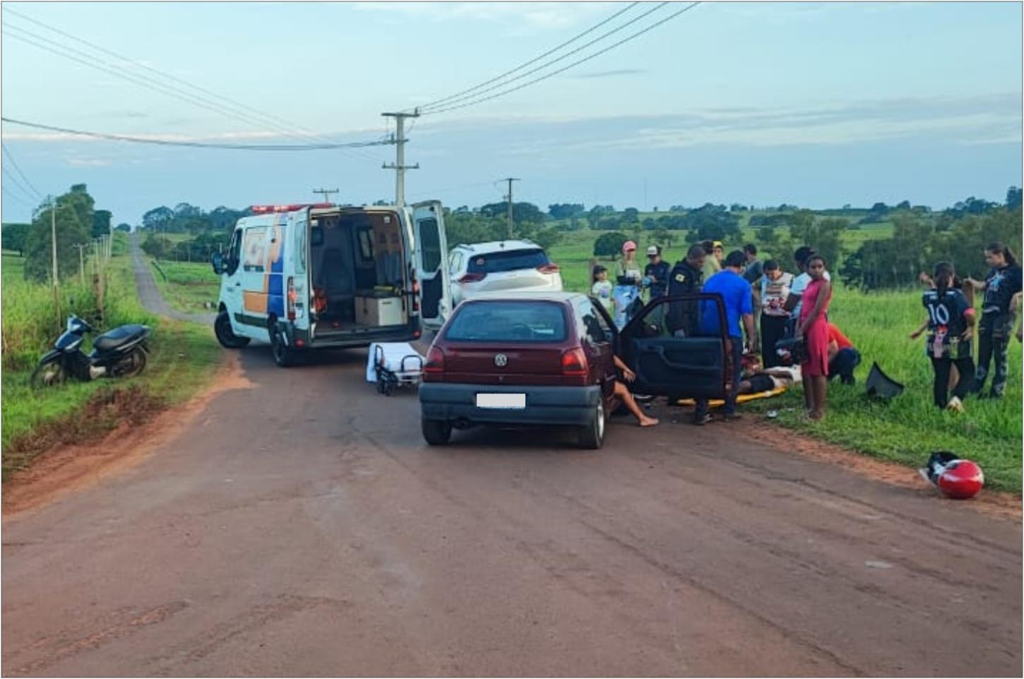 Acidente entre carro e moto deixa duas pessoas feridas na Estrada Norte Sul em Iporã