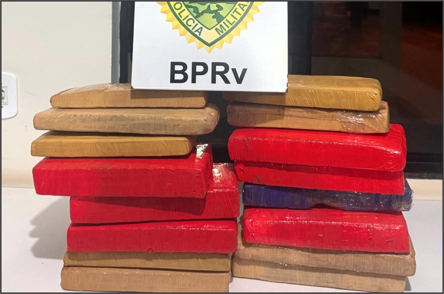 Jovem é preso com mais de 15 kg de maconha durante abordagem na PR-323 em Iporã