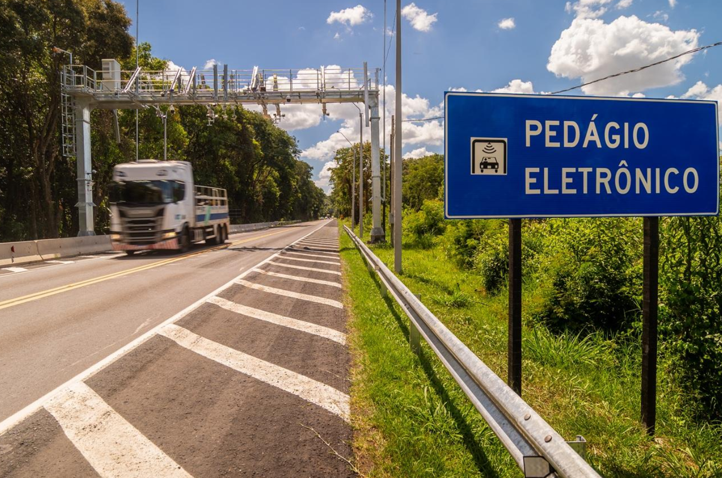 Pedágio eletrônico começa a ser cobrado em quatro novas praças no Noroeste do Paraná