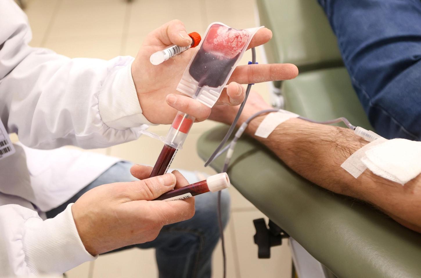 Estoques de sangue O+ e O- entram em baixa e Hemonúcleo reforça pedido por doadores