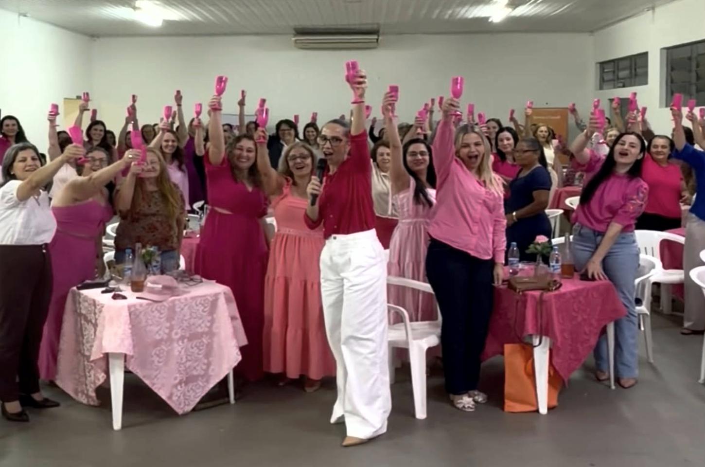 PODER ROSA – PODEROSAS reúne mulheres em Iporã para falar sobre saúde, prevenção e direitos