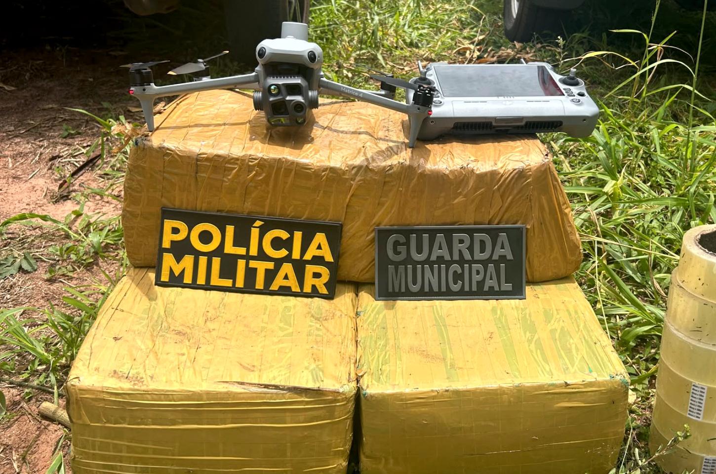 Polícia Militar e Guarda Municipal apreendem 75 quilos de maconha na zona rural de Altônia