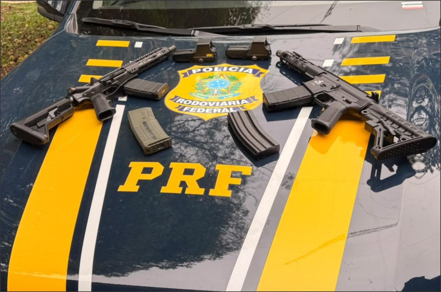 PRF apreende dois fuzis escondidos no painel de carro na BR-376