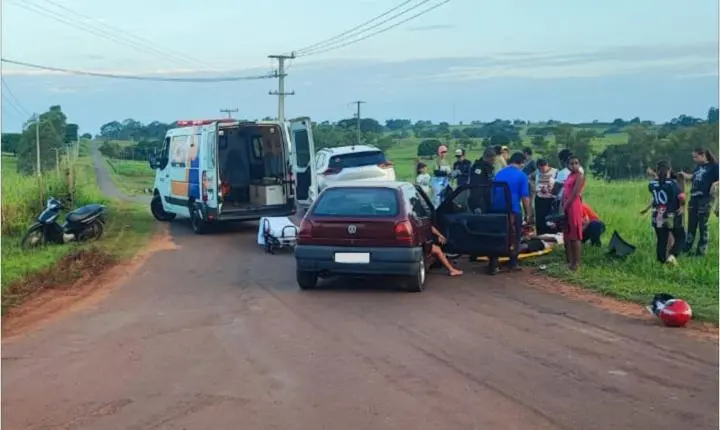 Acidente entre carro e moto deixa duas pessoas feridas na Estrada Norte Sul em Iporã