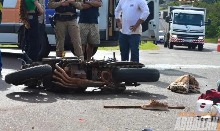 Acidente entre carro e moto deixa motociclista ferido em Iporã