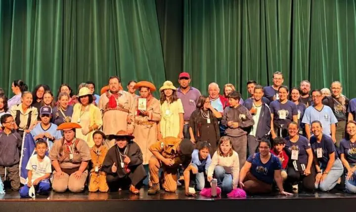 APAE de Iporã conquista 1º lugar em festival regional de arte e garante vaga na etapa estadual