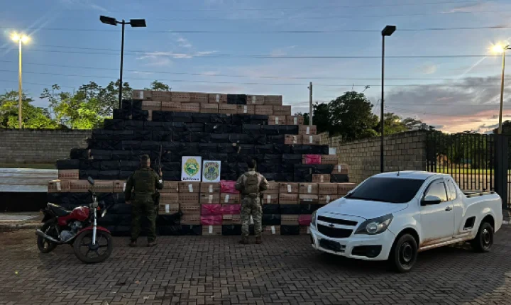 BPFRON e Polícia Federal apreendem 13 mil pacotes de cigarros contrabandeados em Iporã