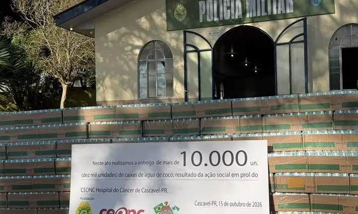Campanha solidária arrecada mais de 10 mil caixas de água de coco para hospital do câncer