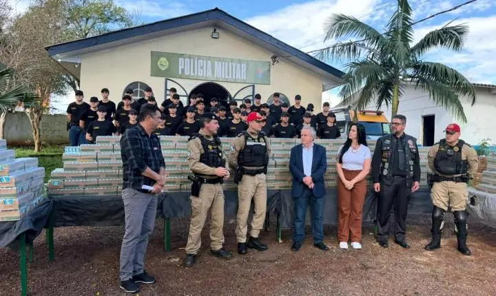 Campanha solidária arrecada mais de 10 mil caixas de água de coco para hospital do câncer