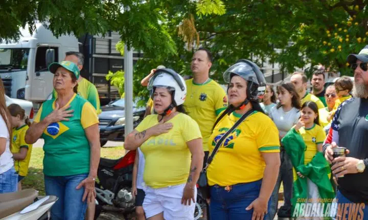 Carreata em apoio ao candidato Flávio Bolsonaro em Iporã