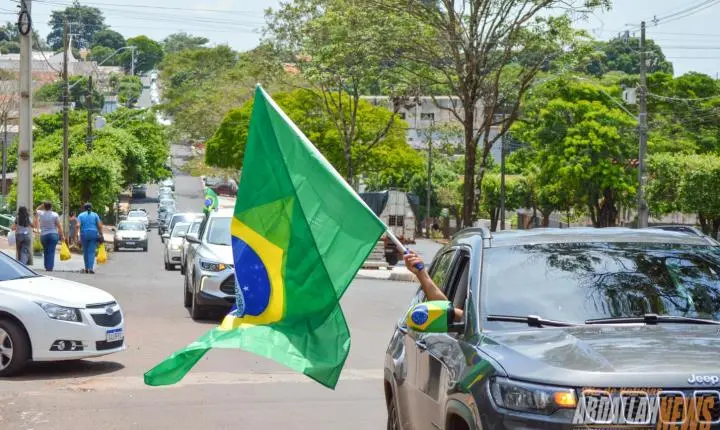 Carreata em apoio ao candidato Flávio Bolsonaro em Iporã