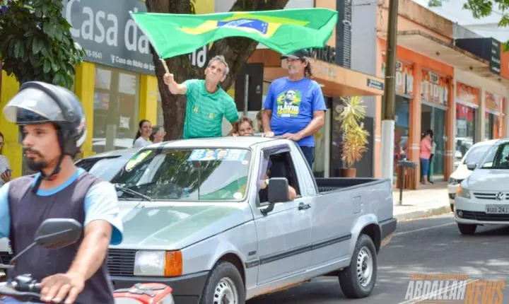 Carreata em apoio ao candidato Flávio Bolsonaro em Iporã
