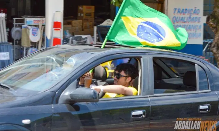 Carreata em apoio ao candidato Flávio Bolsonaro em Iporã