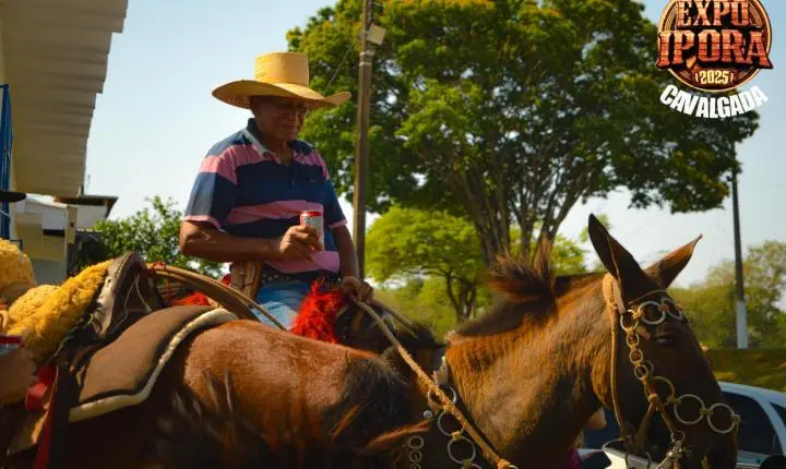 Cavalgada abre o clima de festa para a Expo Iporã 2025