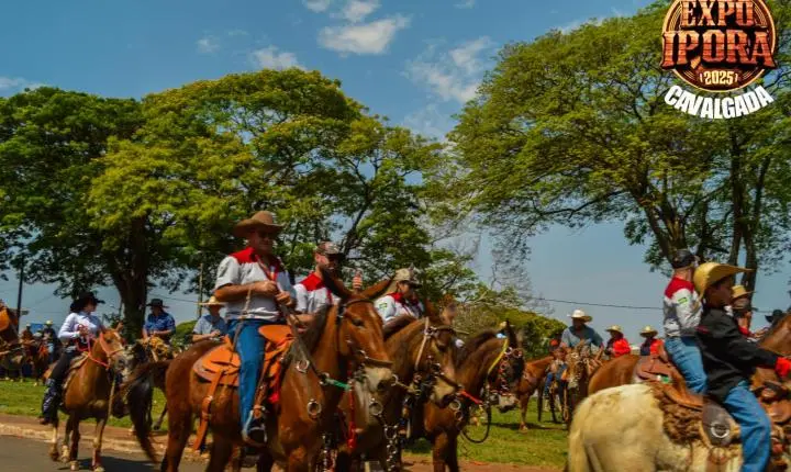 Cavalgada abre o clima de festa para a Expo Iporã 2025