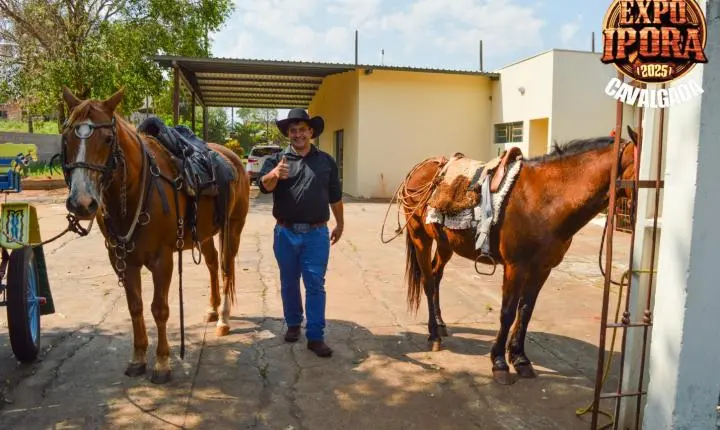 Cavalgada abre o clima de festa para a Expo Iporã 2025