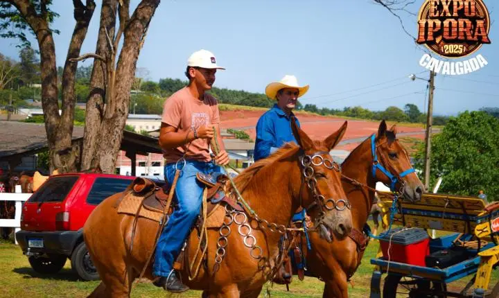 Cavalgada abre o clima de festa para a Expo Iporã 2025