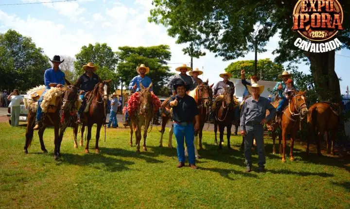 Cavalgada abre o clima de festa para a Expo Iporã 2025
