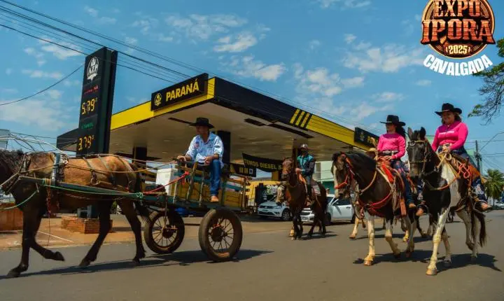 Cavalgada abre o clima de festa para a Expo Iporã 2025